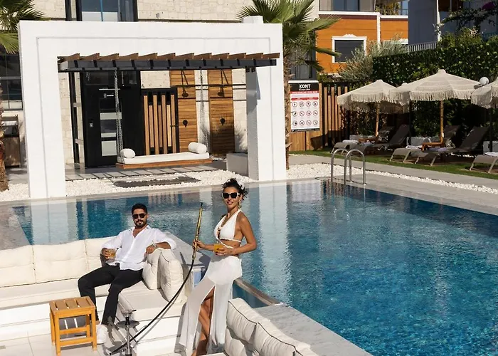 Kont Exclusive Otel *