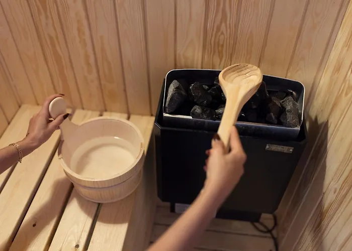 Kont Exclusive Otel *